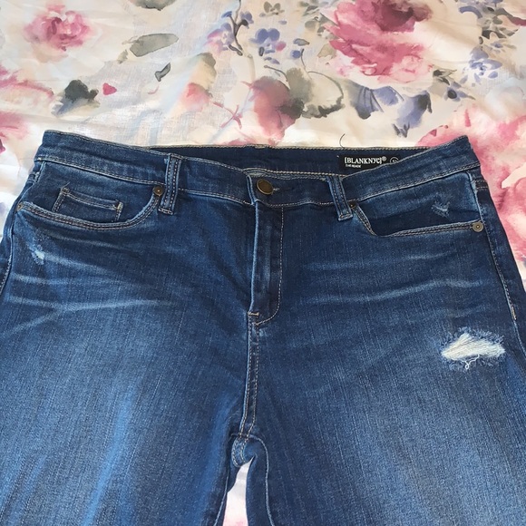 BlankNYC Jeans - Picture 9 of 9
